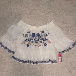 NWT Target xhilaration off the shoulder embroidered flowy top with bell sleeves